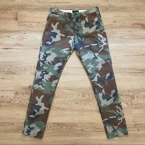 J. Crew Men’s Camo Chinos Sz 30x32